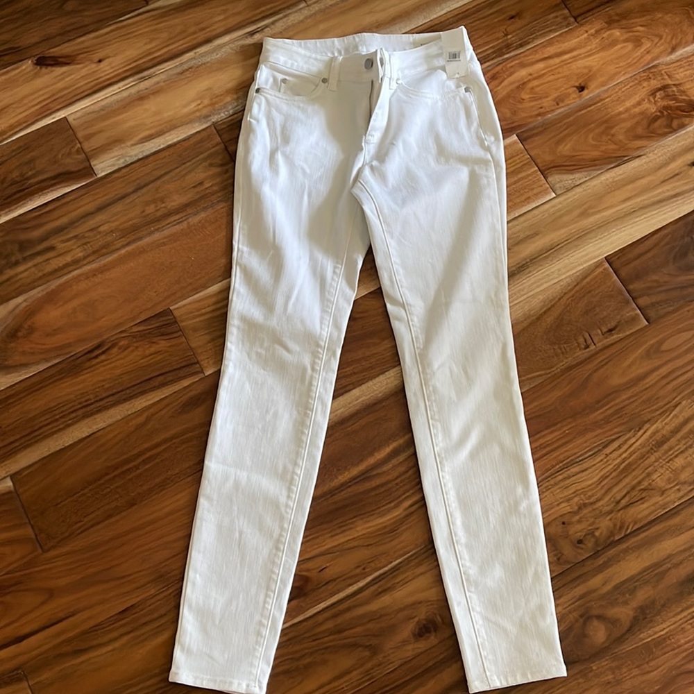 White jeans-nwt, size 25